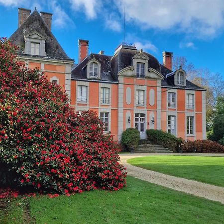 Chateau De Chantore Bacilly Exterior photo