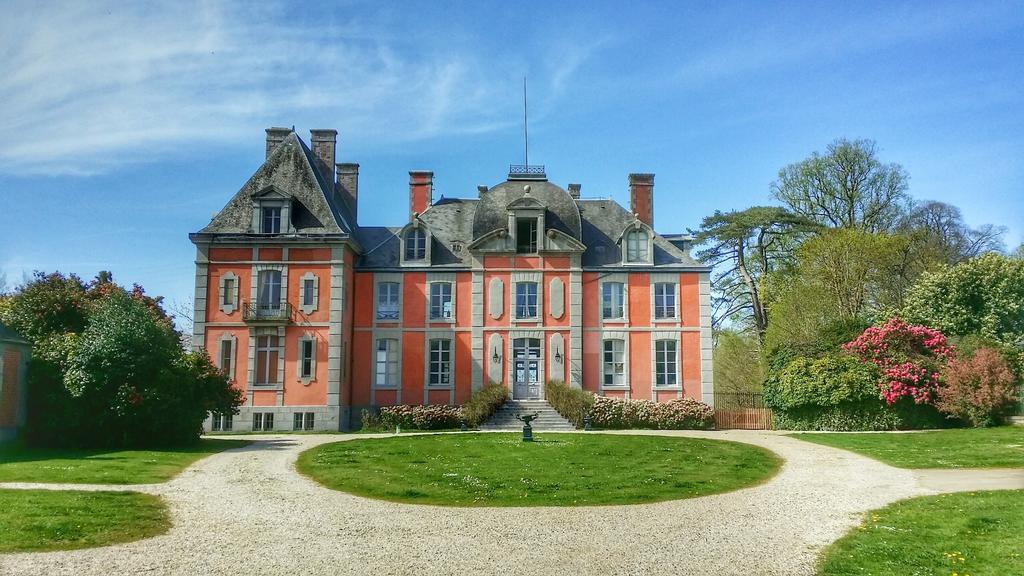 Chateau De Chantore Bacilly Exterior photo