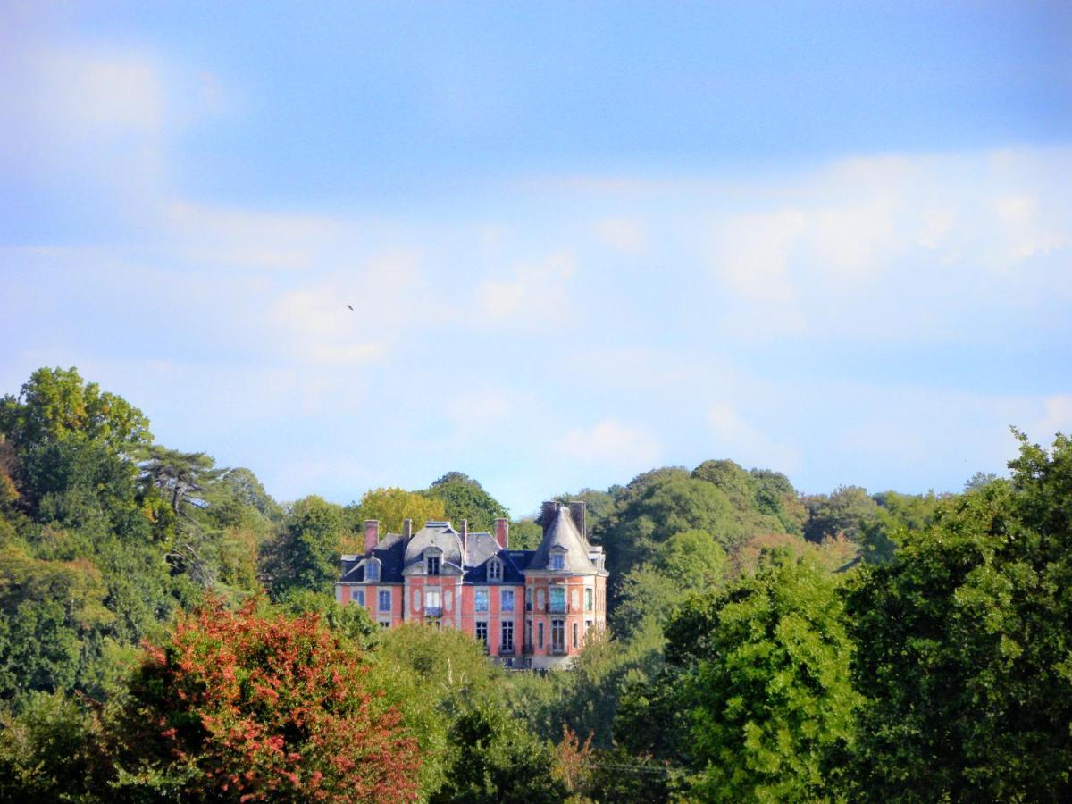 Chateau De Chantore Bacilly Exterior photo